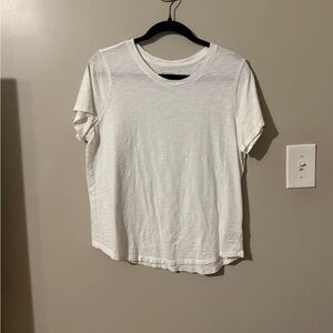 Old Navy Classic White Short Sleeve Tee
